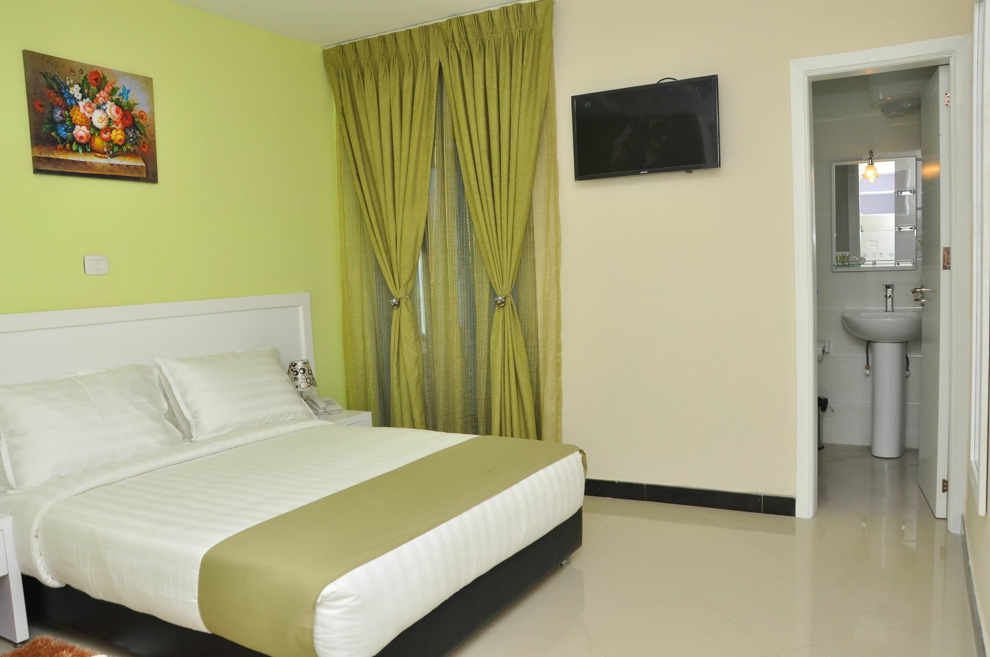 Afro Addis Hotel Apartment Exterior photo